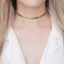 Load image into Gallery viewer, 24K gold plated snake chain necklace simple chevron chain collar on blonde woman neck neckline
